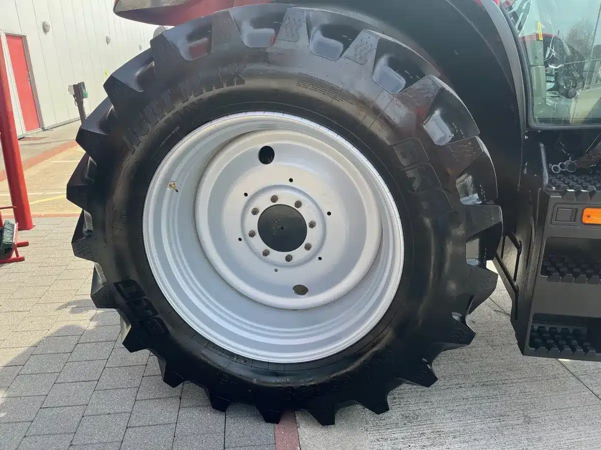 2020 Case Maxxum 150 With Quicke Q6 Loader 50k 8
